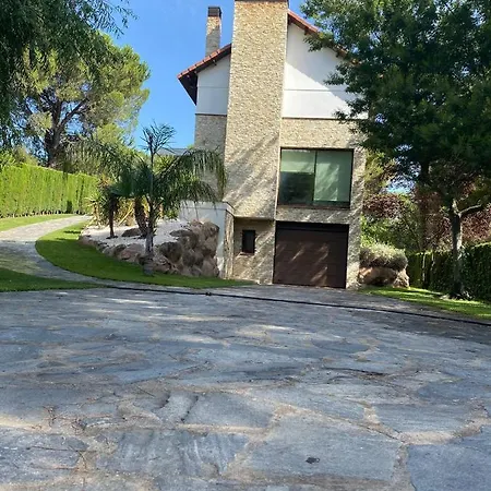 El Enreo Jaras -urbanizacion Jaras * 科爾多瓦