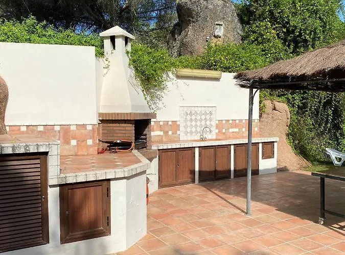 El Enreo Jaras -urbanizacion Jaras 別荘